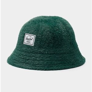 Herschel green faux fur plush cloche hat NWT